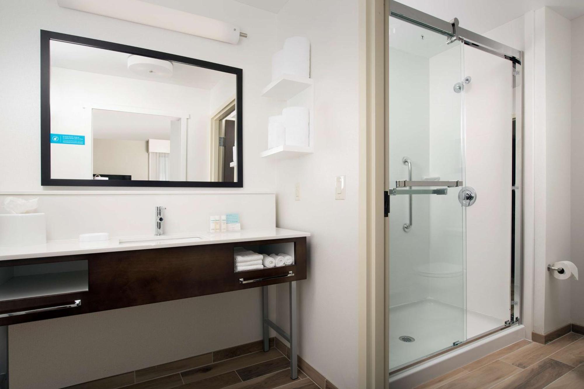 Hampton Inn & Suites San Antonio Lackland Afb Seaworld מראה חיצוני תמונה