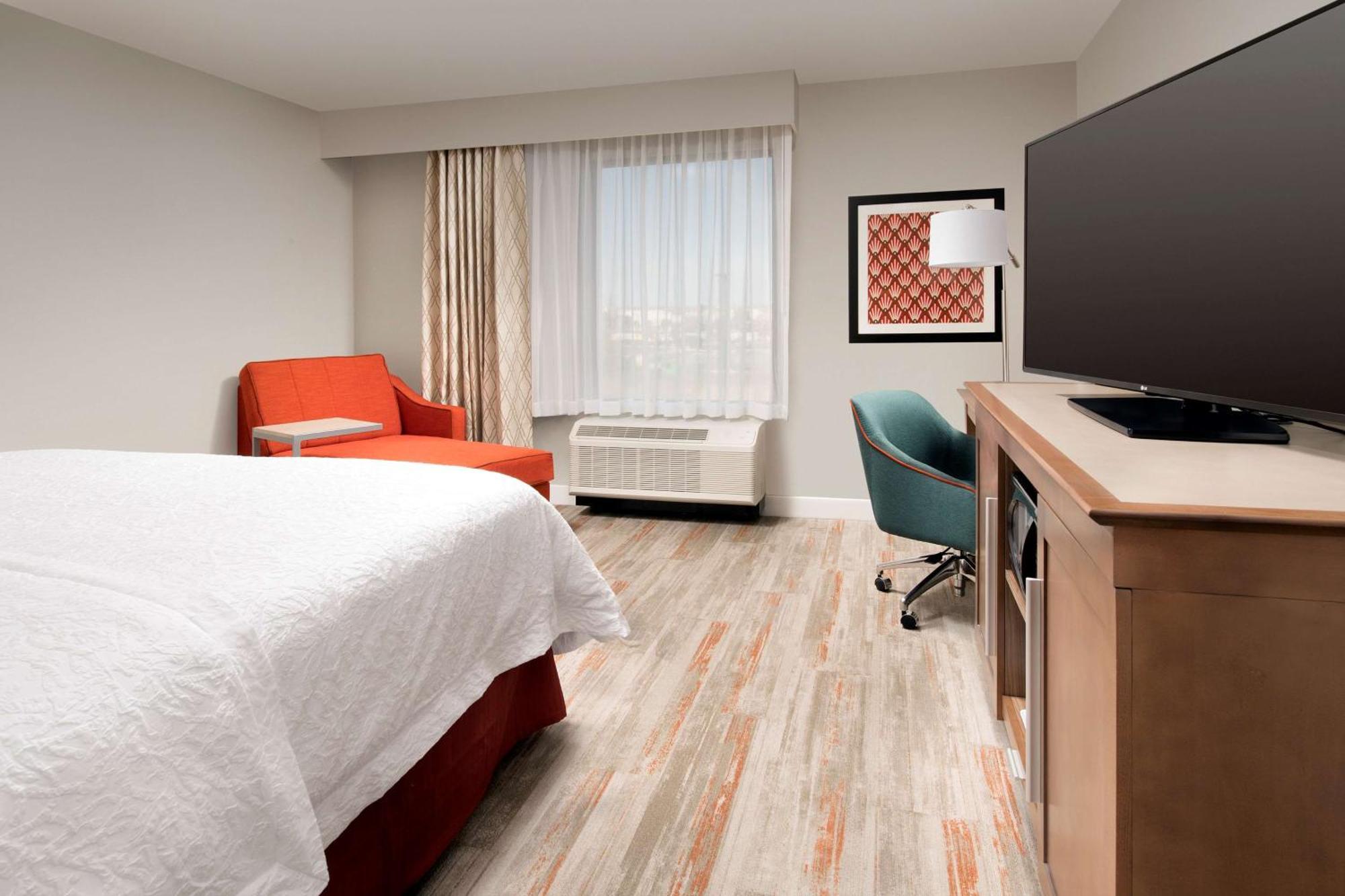 Hampton Inn & Suites San Antonio Lackland Afb Seaworld מראה חיצוני תמונה